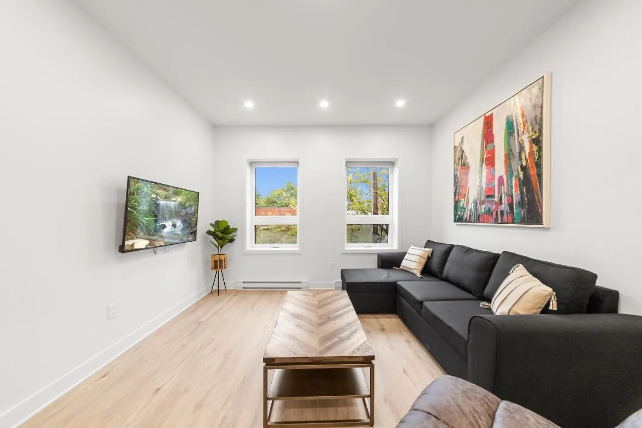 Apartment Stonewall Suites Montreal Canada