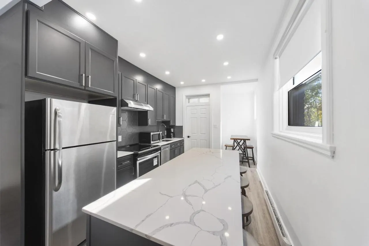 Stonewall Suites Montreal
