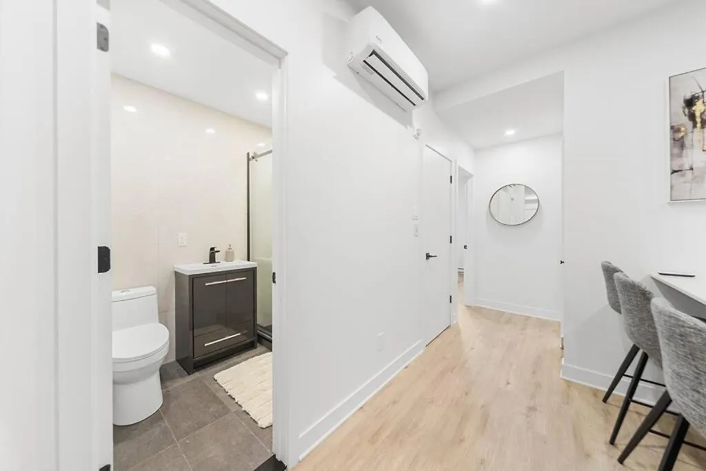Stonewall Suites Montreal Apartment