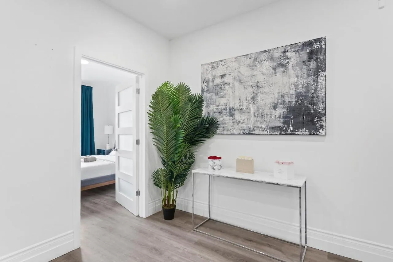 Stonewall Suites Montreal